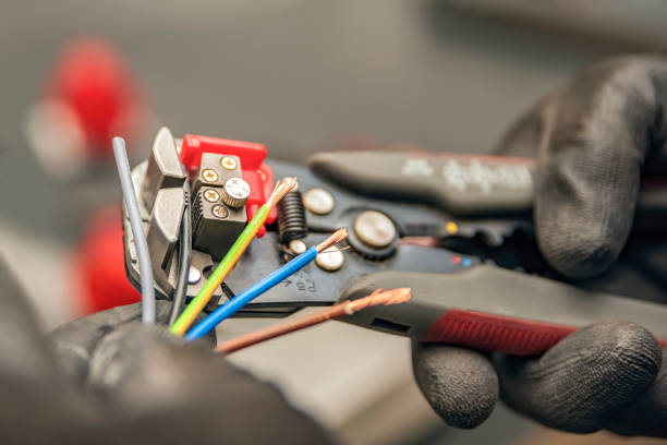 Best Electrical Troubleshooting Services  in Warren, PA